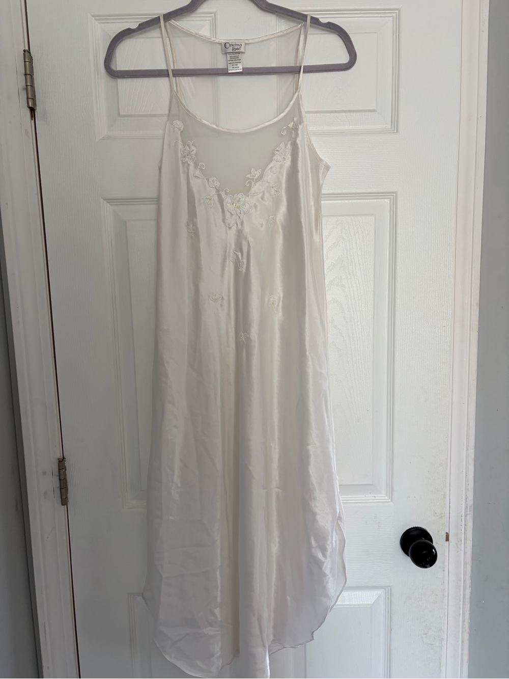 Cinema Etoile Embroidered lingerie nightie size M